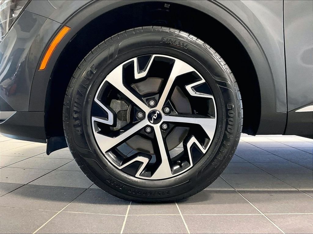 Used 2023 Gray Kia EX image 7