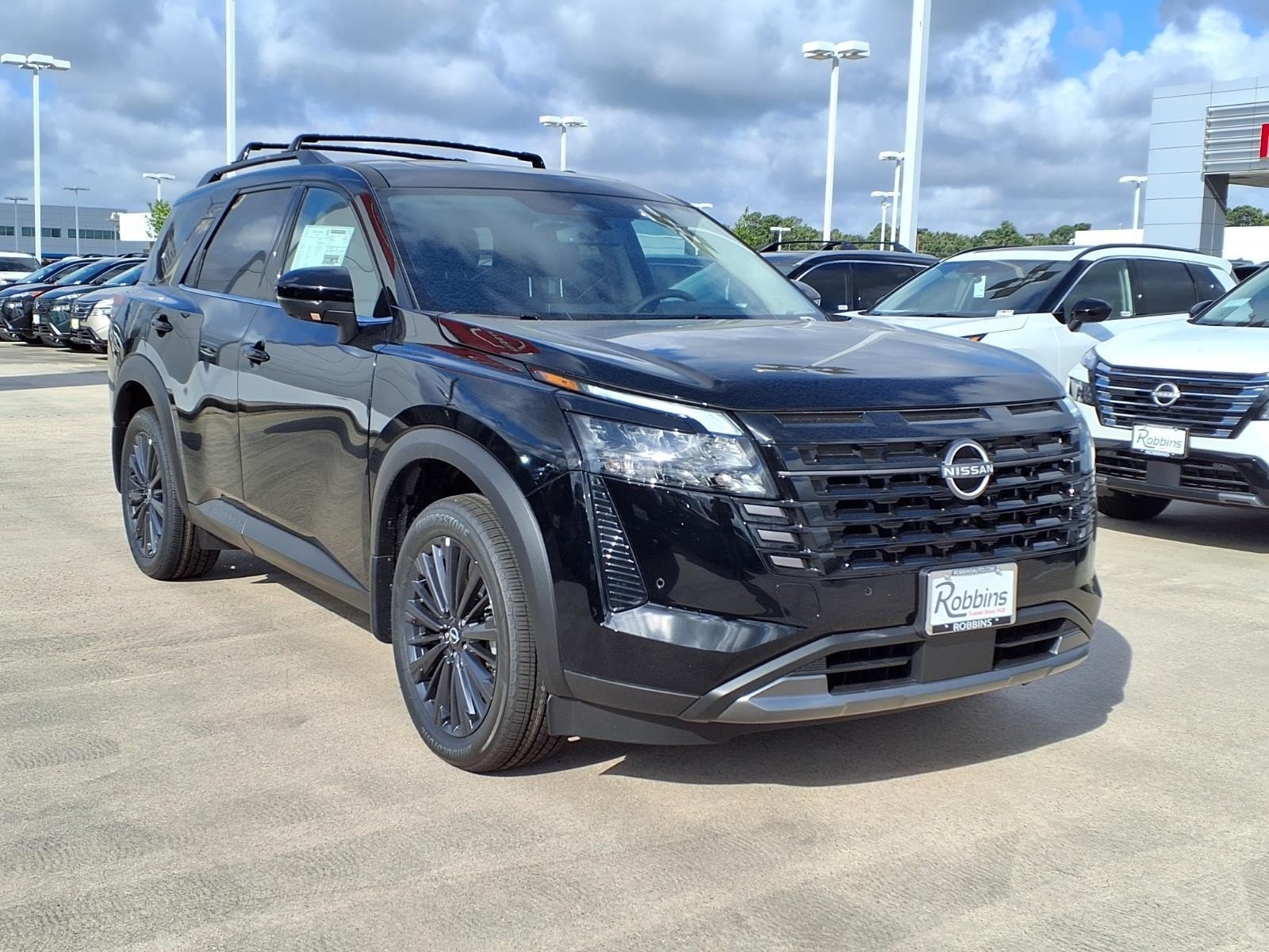 New 2026 Super Black Nissan SL image 3