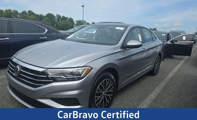Used 2021 Silver Volkswagen 1.4T SE image 1