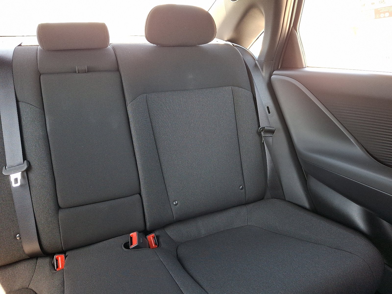 2025 Hyundai IONIQ 6 SE - Photo 15