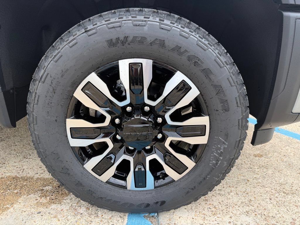 2026 GMC Sierra 2500HD Denali Ultimate - Photo 11