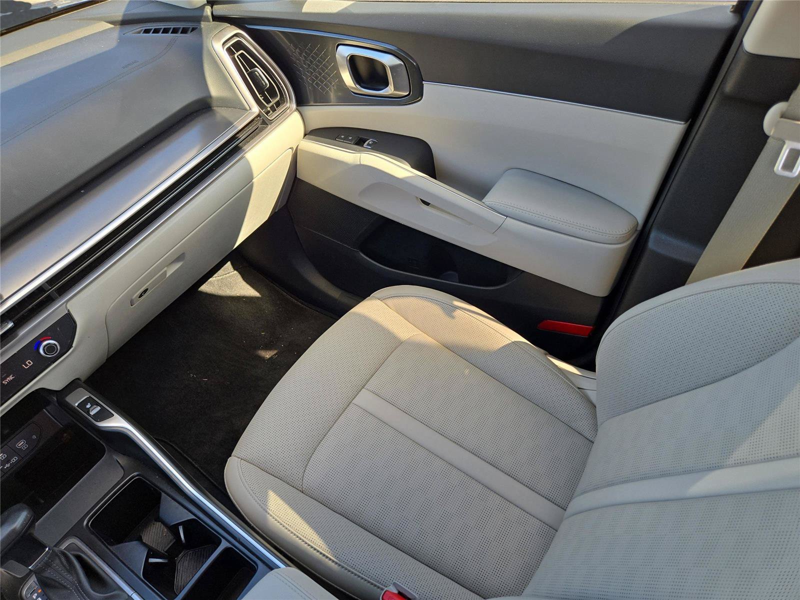 Used 2025 Midnight Lake Blue Kia S image 15