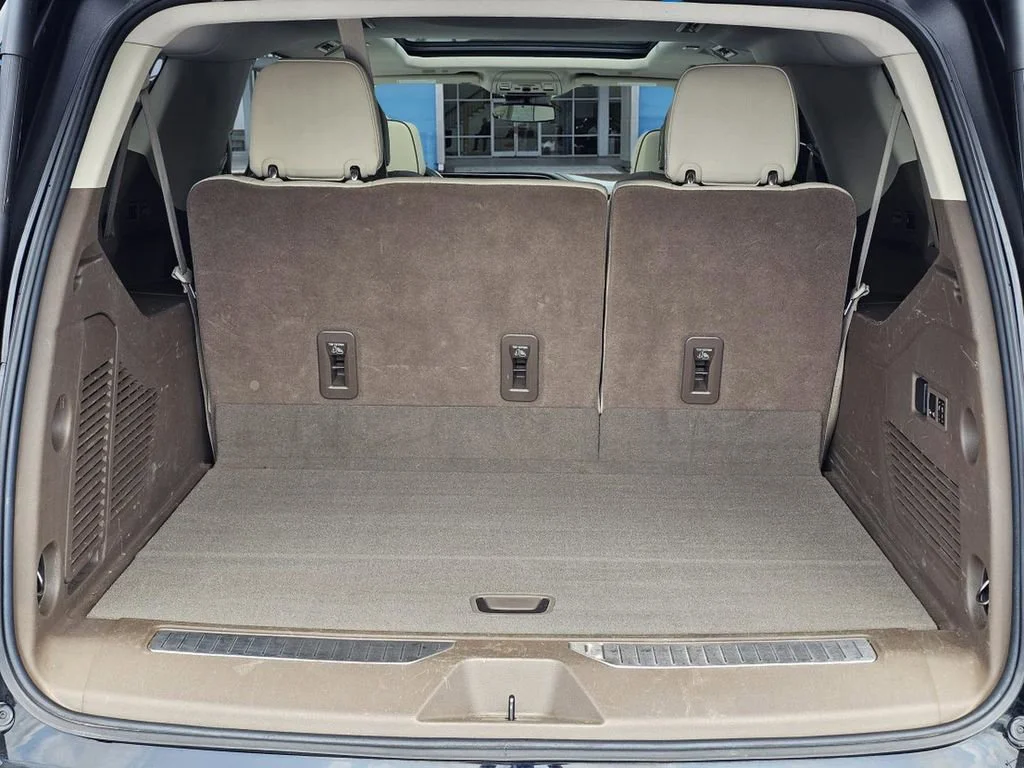 Used 2023 Onyx Black GMC Denali image 12