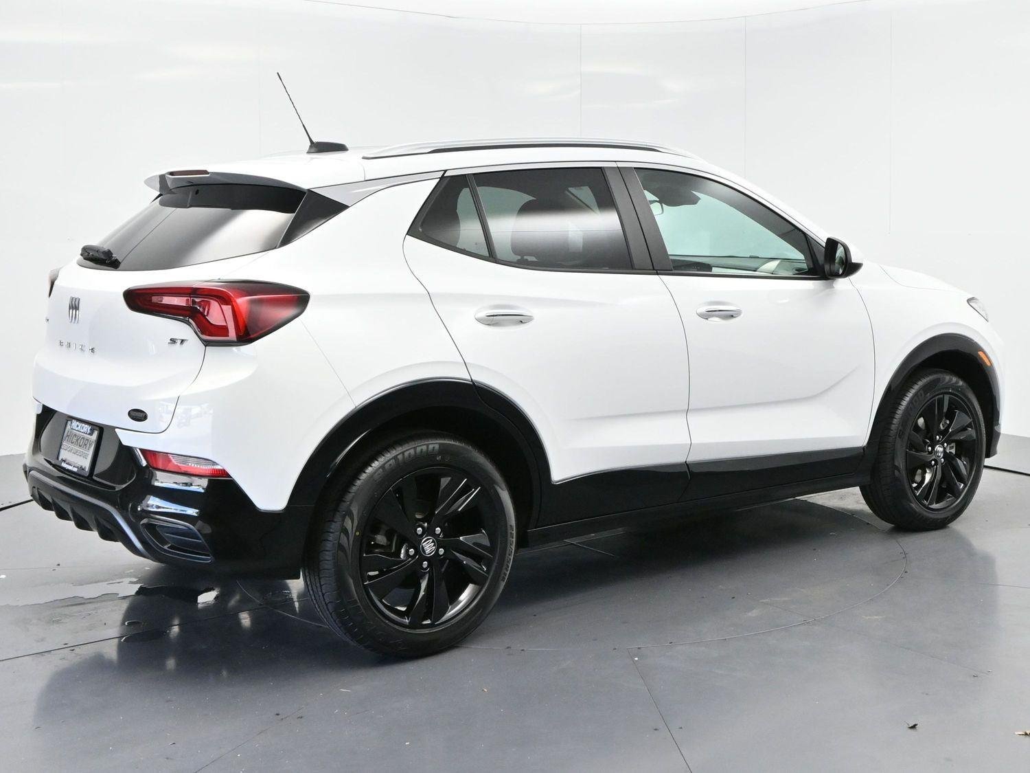 Used 2024 Summit White Buick Sport Touring image 7