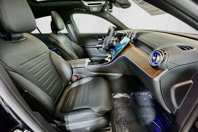 New 2027 Black Mercedes-Benz GLC 300 image 56