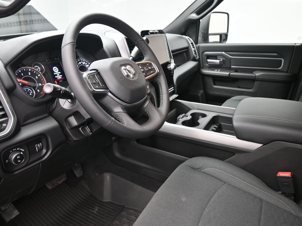New 2026 Granite Crystal Metallic Clearcoat RAM Big Horn image 18