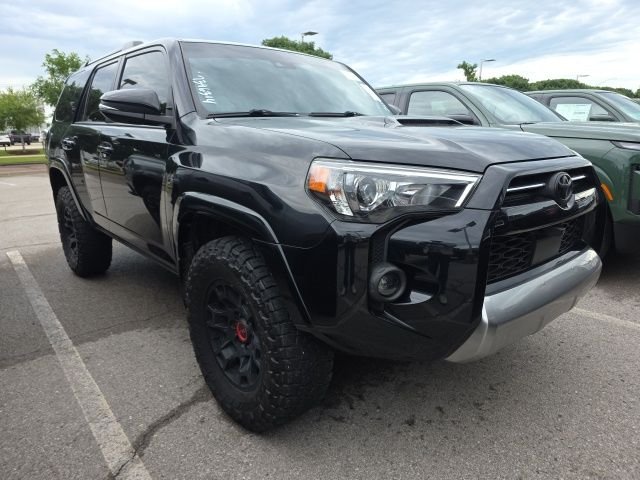 2022 Toyota 4Runner TRD Off-Road Premium 4WD V6's photo