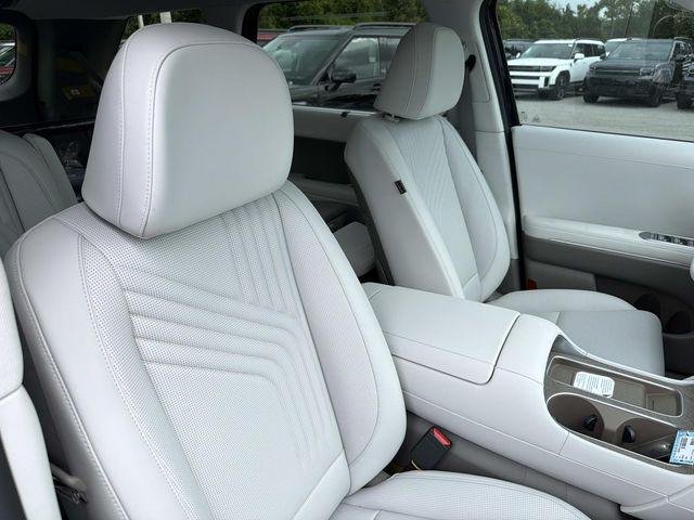 New 2027 Blue Hyundai SEL Premium FWD image 15
