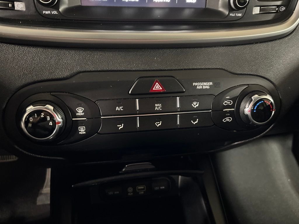 Used 2020 Black Kia LX image 18