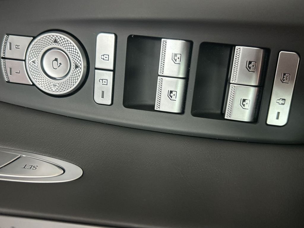 2026 GENESIS GV70 Sport Advanced - Photo 13