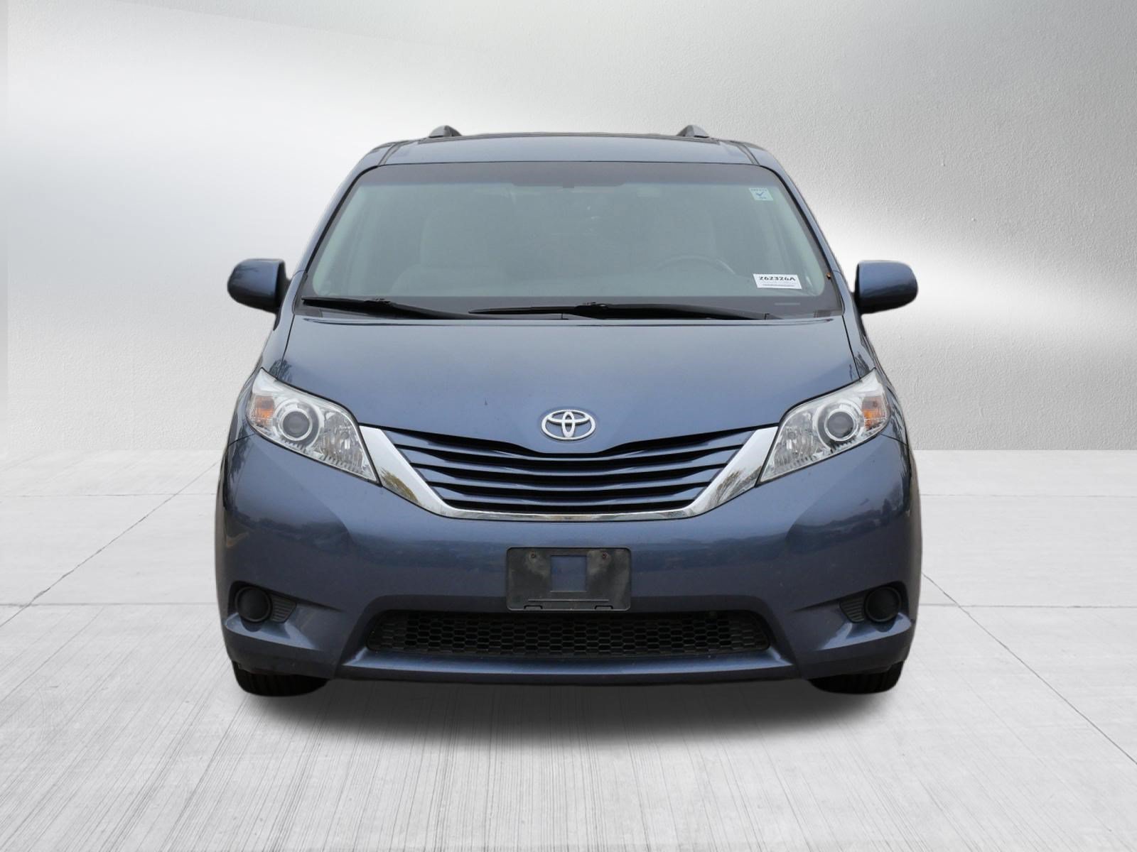 Used 2017 Toyota Sienna LE with VIN 5TDJZ3DC6HS154351 for sale in Golden Valley, Minnesota