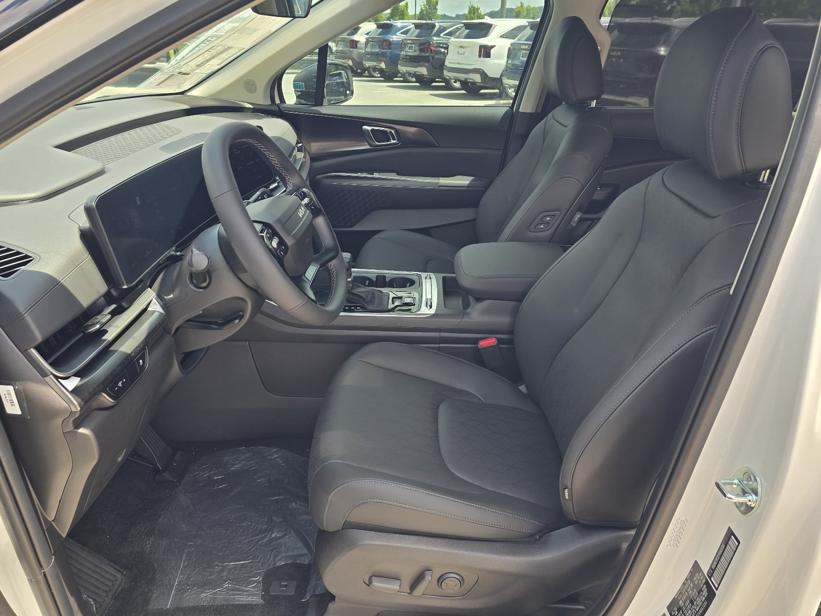 New 2027 Snow White Pearl Kia SX image 5