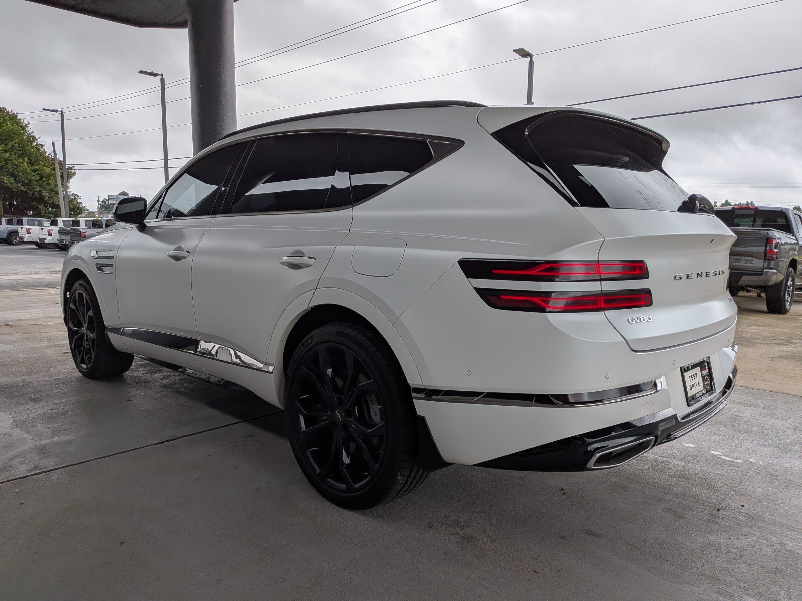 Used 2024 White Genesis 3.5T Prestige Signature image 5