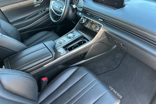 2024 GENESIS GV80 Standard - Photo 18