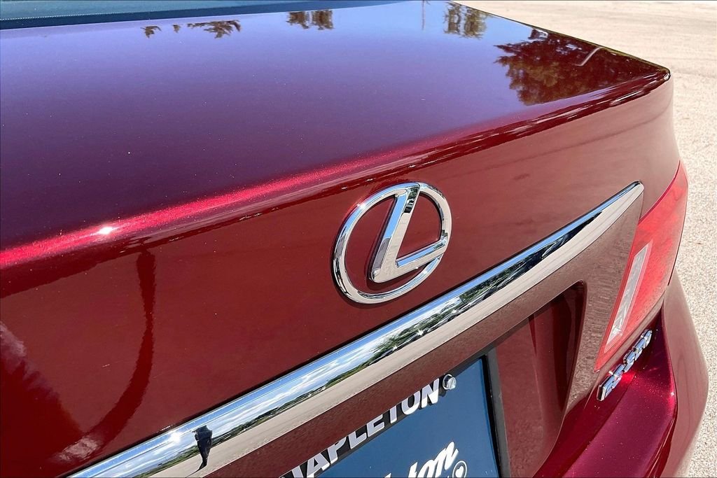 Used 2007 Red Lexus 350 image 7