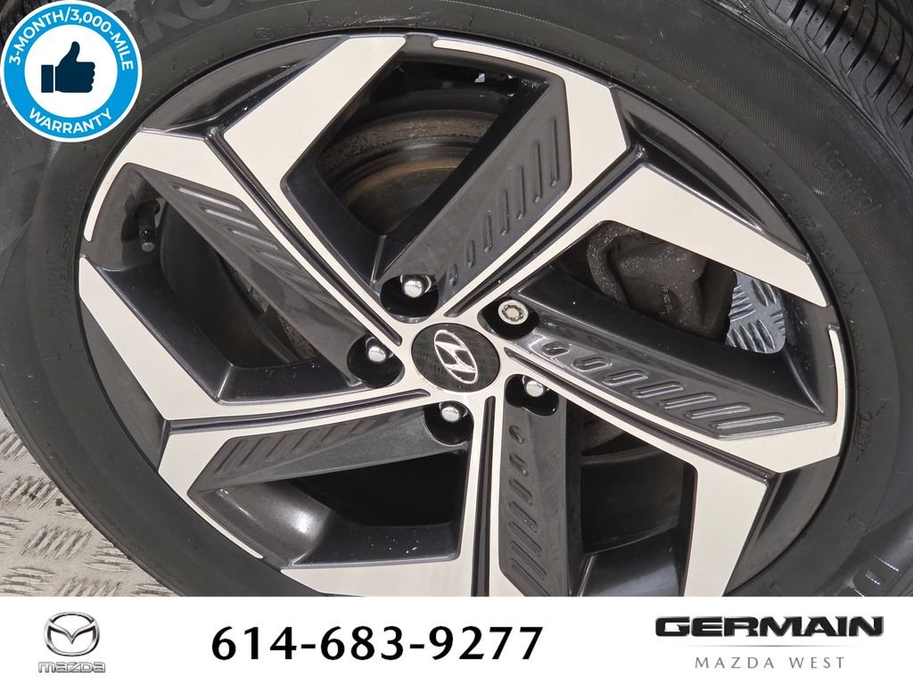 Used 2022 Silver Hyundai SEL Convenience image 14