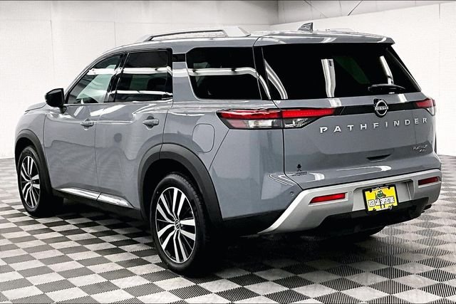 2025 Nissan Pathfinder Platinum - Photo 3