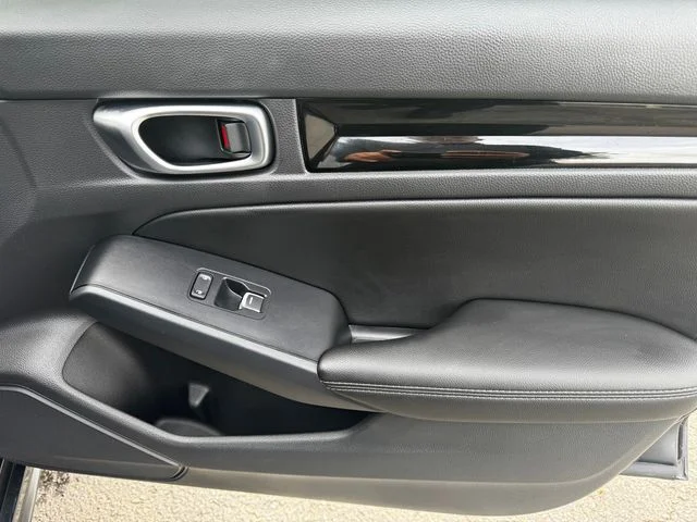 Certified Used 2022 Gray Honda EX-L image 13