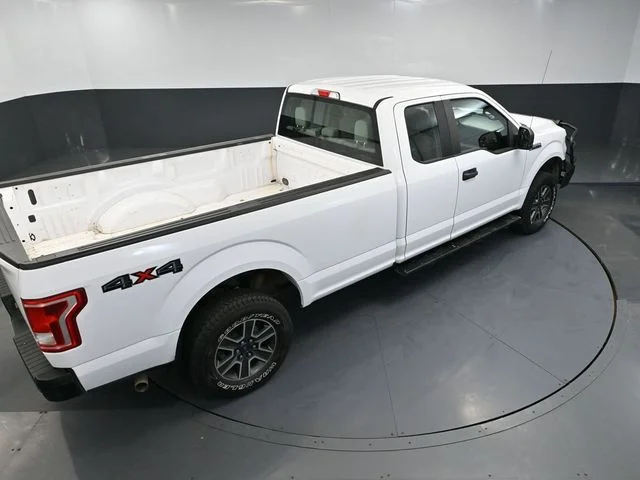 Used 2016 White Ford XL image 43