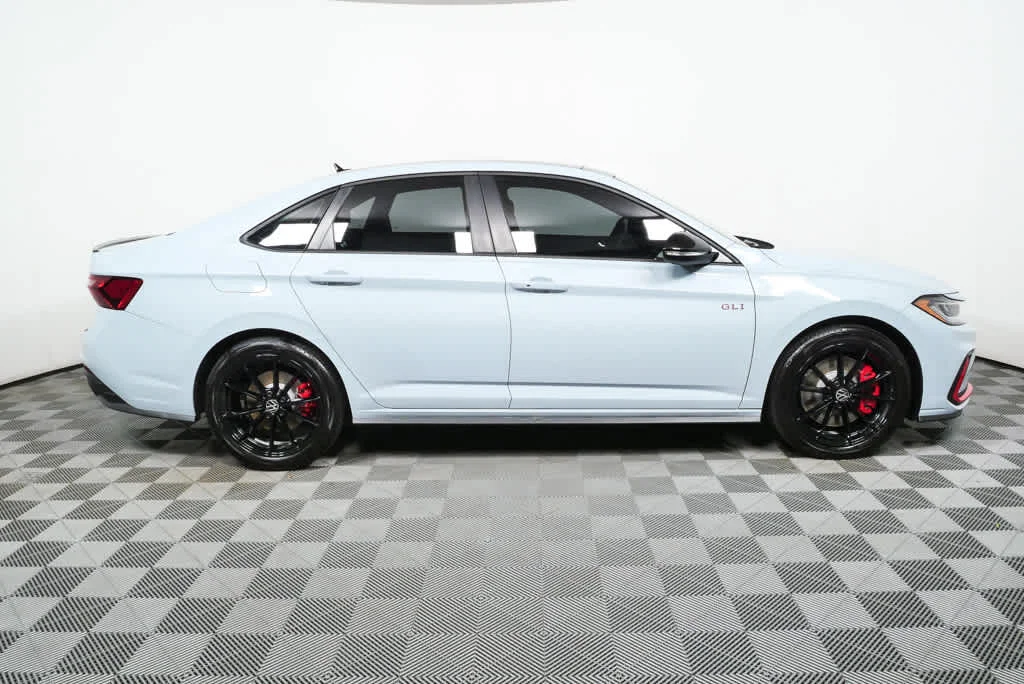 New 2026 Monument Gray w/Deep Black Roof Volkswagen Autobahn image 2