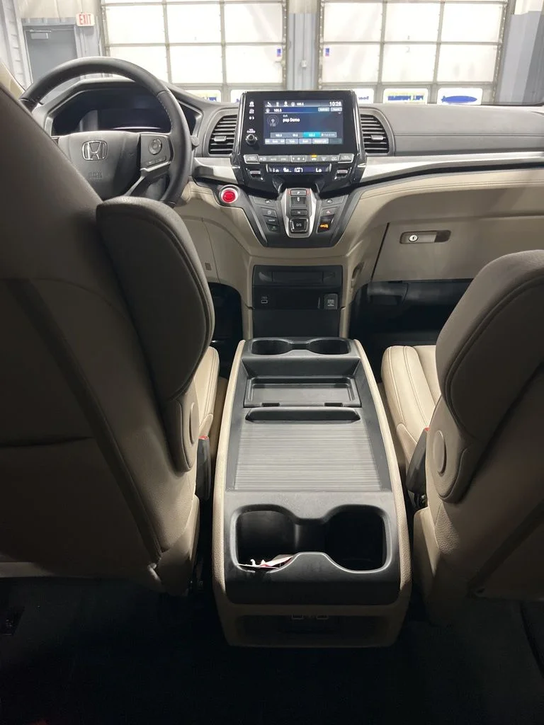 Certified Used 2024 Platinum White Pearl Honda EX-L image 30