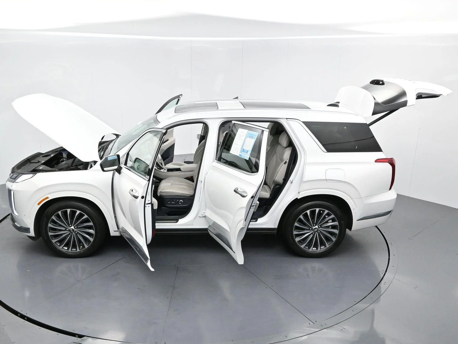 Used 2024 Hyper White Hyundai Calligraphy image 50