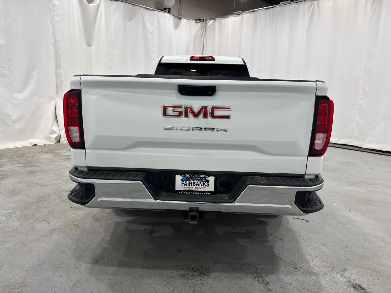 Certified Used 2025 Summit White GMC Pro image 4