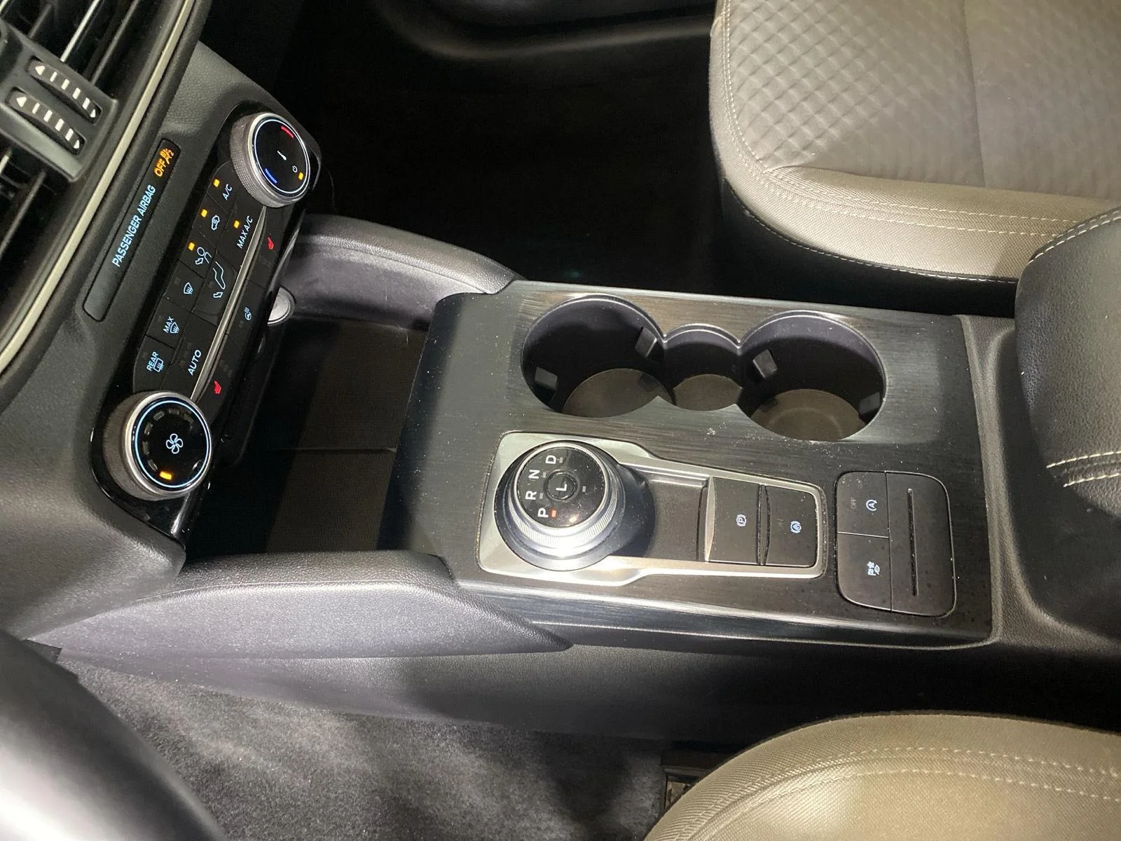 Used 2022 Oxford White Ford  image 23