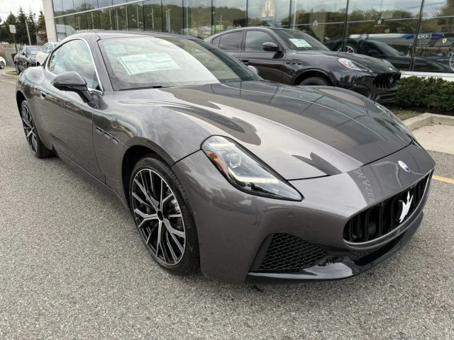 New 2026 Grigio Maratea Metallic Maserati  image 2