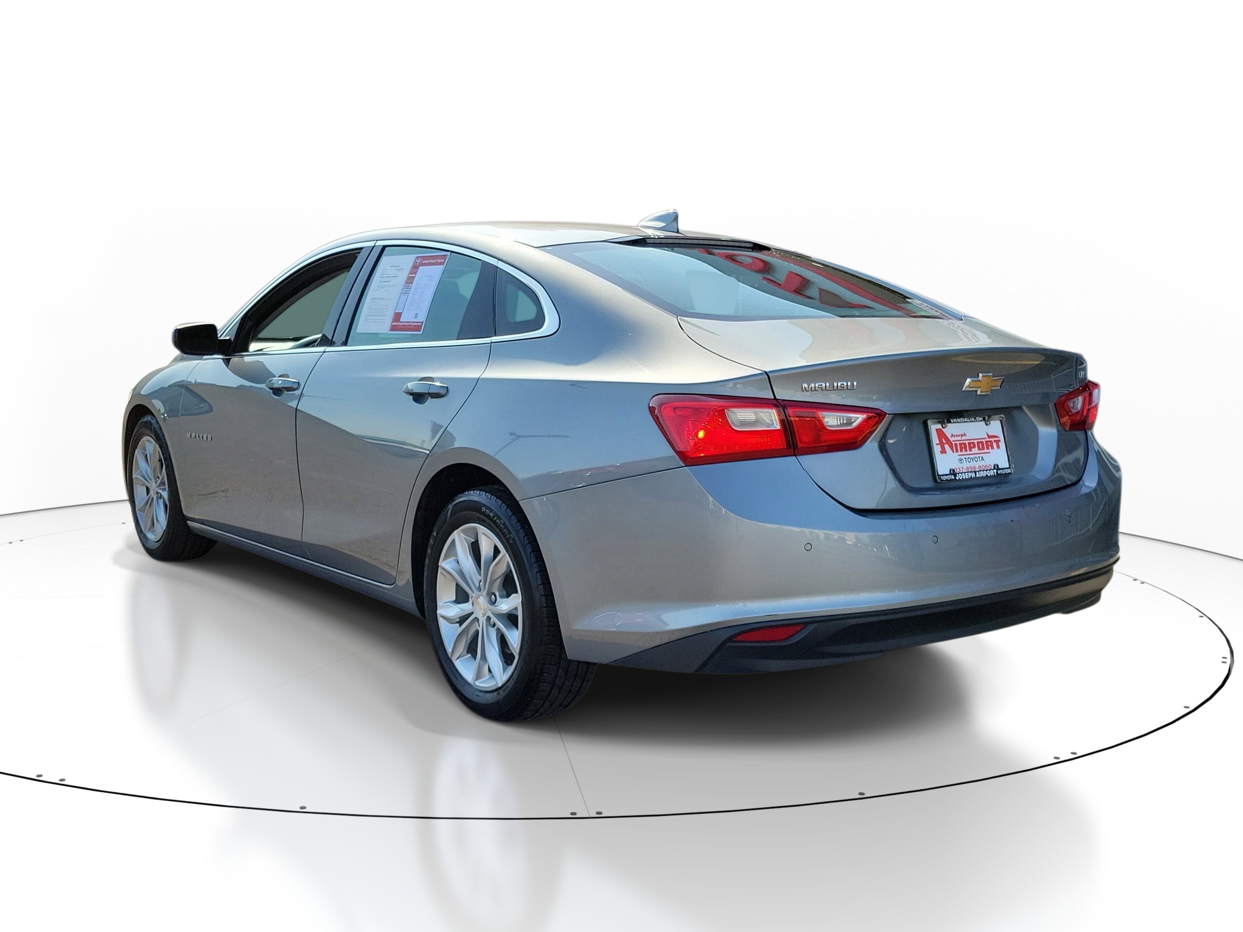 Used 2024 Sterling Gray Metallic Chevrolet LT image 3