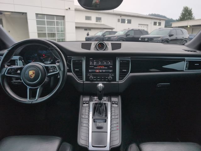 Used 2017 Volcano Grey Metallic Porsche Base image 12