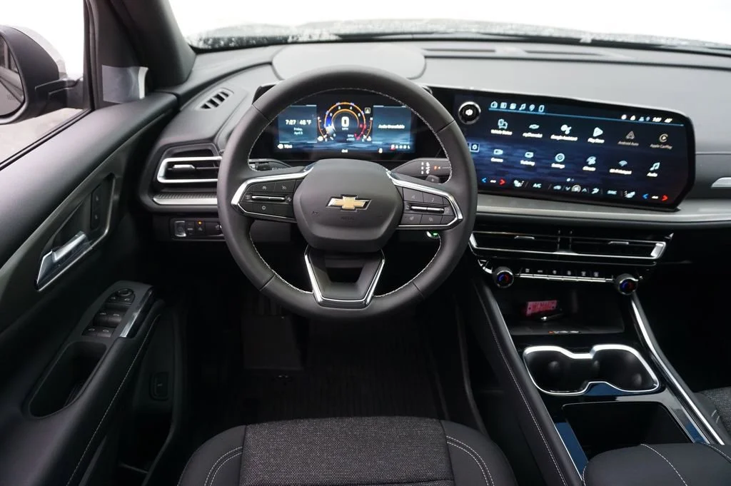 2026 Chevrolet Traverse LT - Photo 11