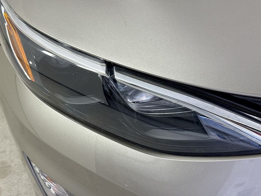 Used 2024 Mineral Gray Metallic Chevrolet LT image 37