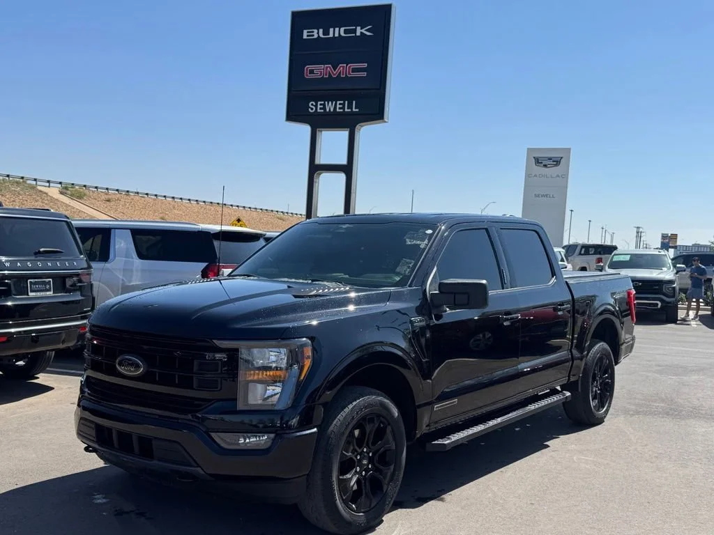 2023 Ford F-150 XLT 4x4 SuperCrew 5-1/2 Box's photo