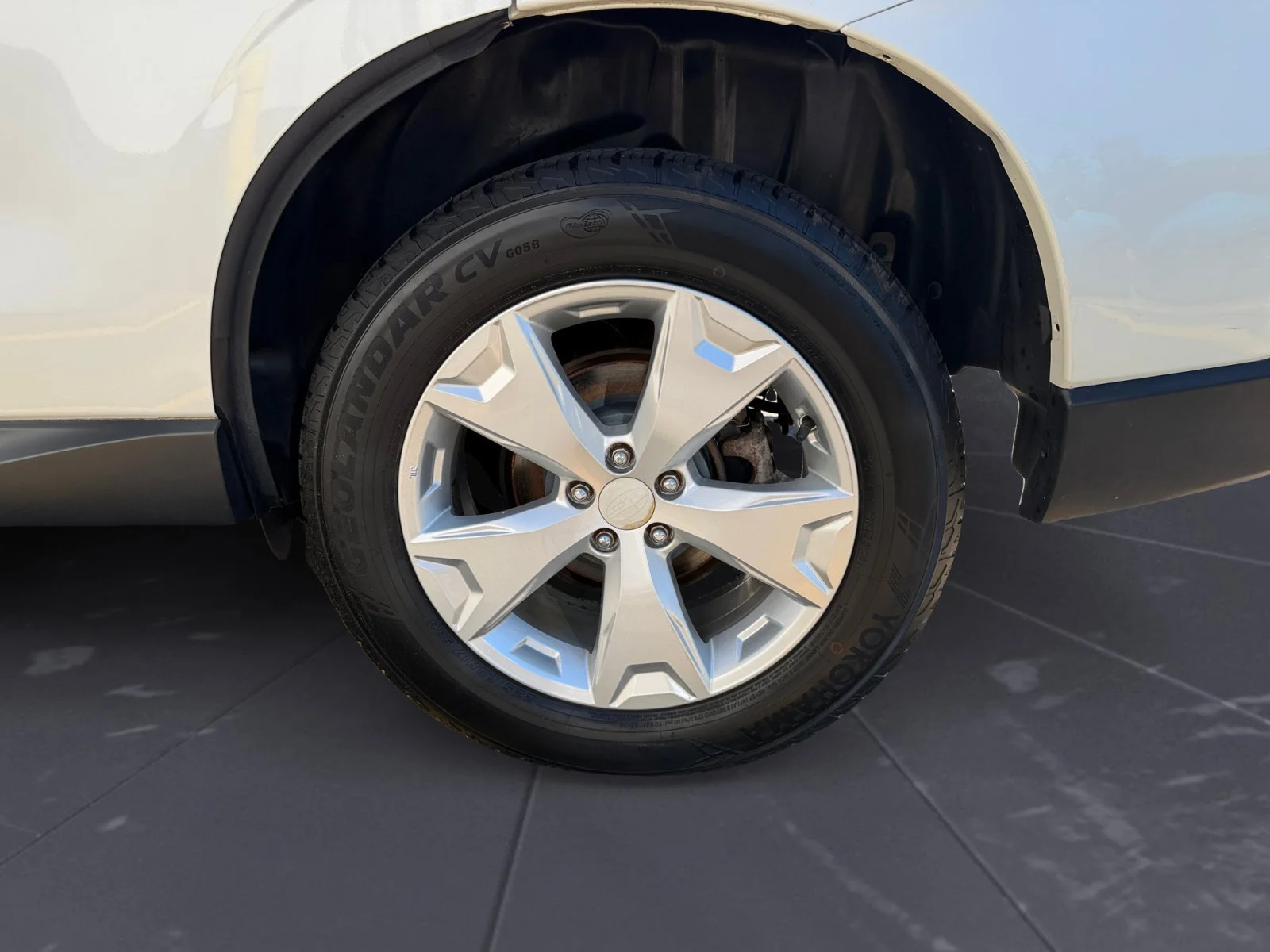 Used 2015 Satin White Pearl Subaru 2.5i Premium image 46