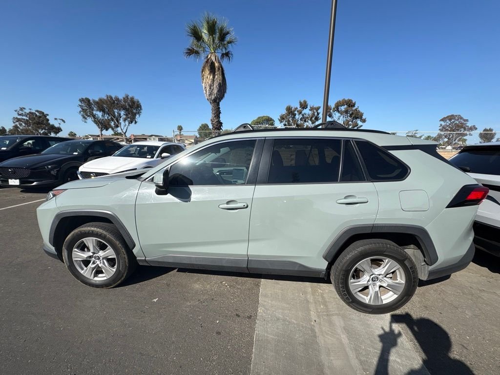 Used 2020 Lunar Toyota XLE image 10