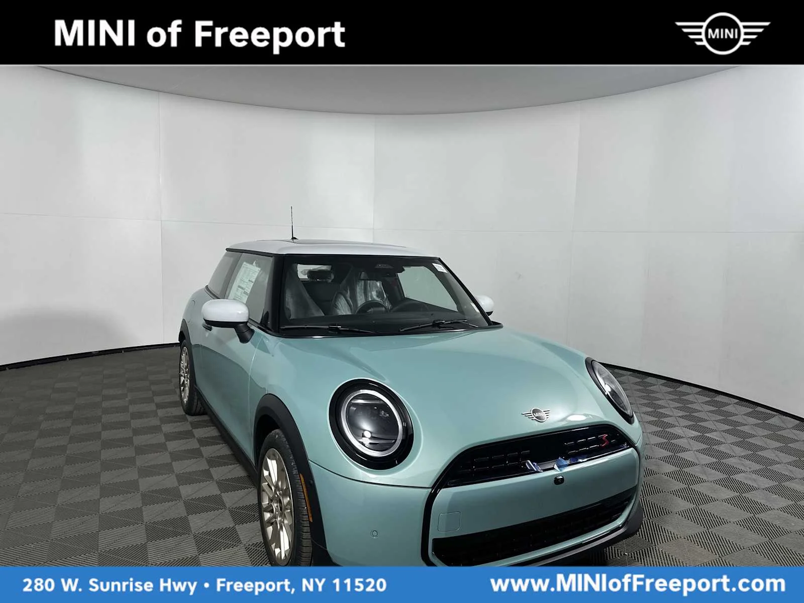 2026 MINI Hardtop Cooper S's photo