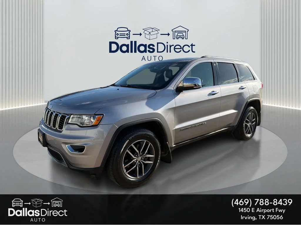 Used 2017 Billet Silver Metallic Clearcoat Jeep Limited image 1