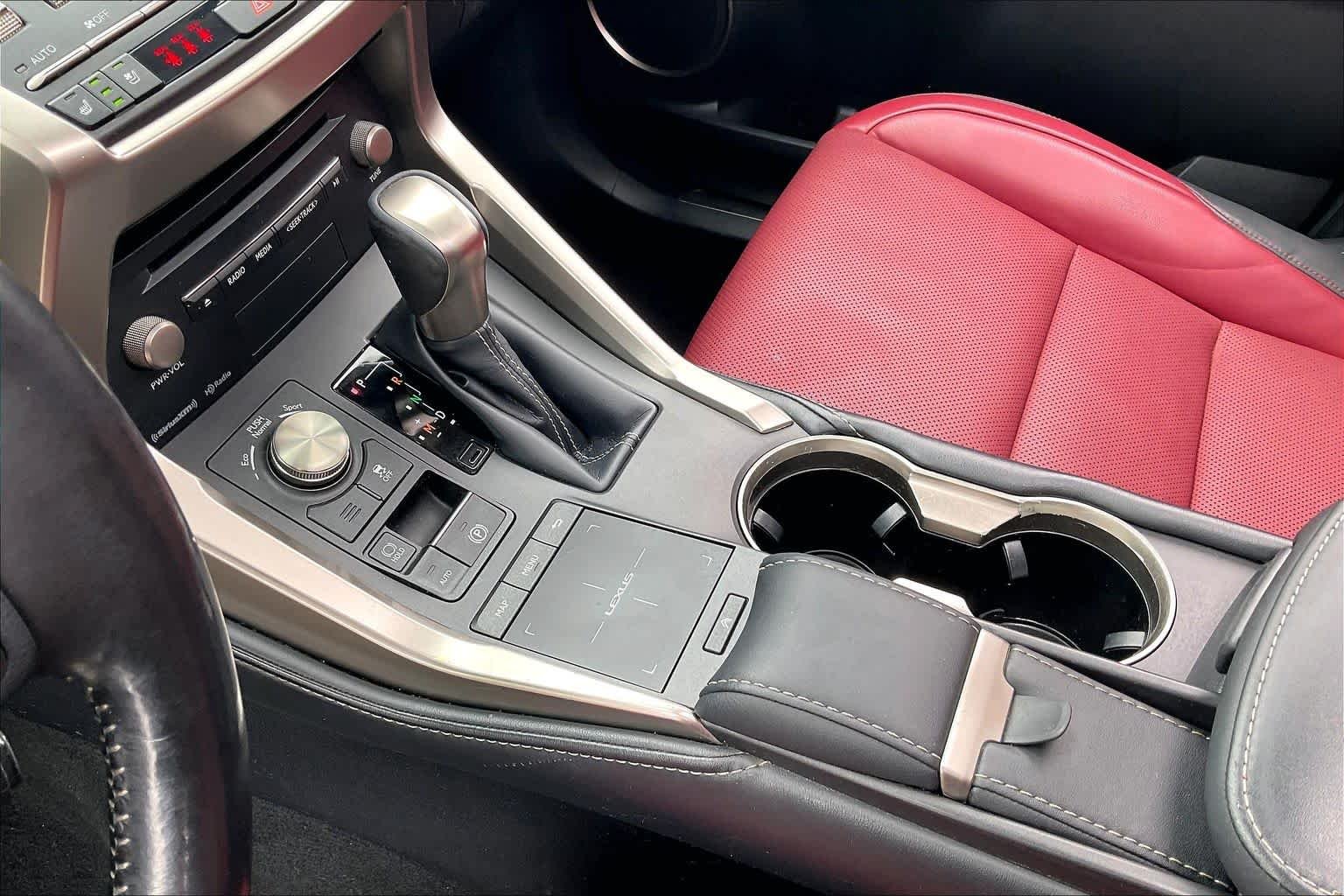 Used 2021 Atomic Silver Lexus  image 16