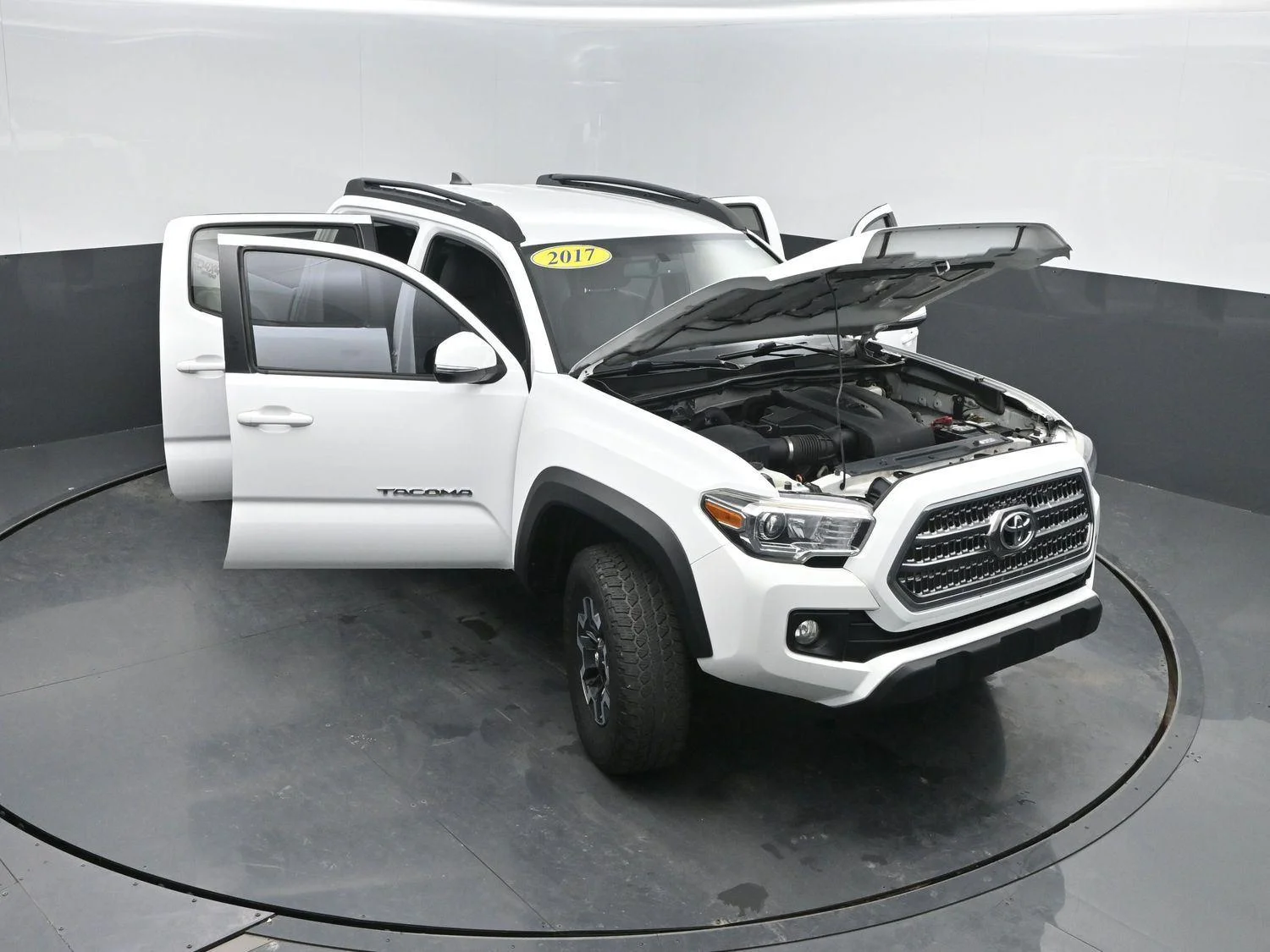 Used 2017 Super White Toyota TRD Off-Road image 42