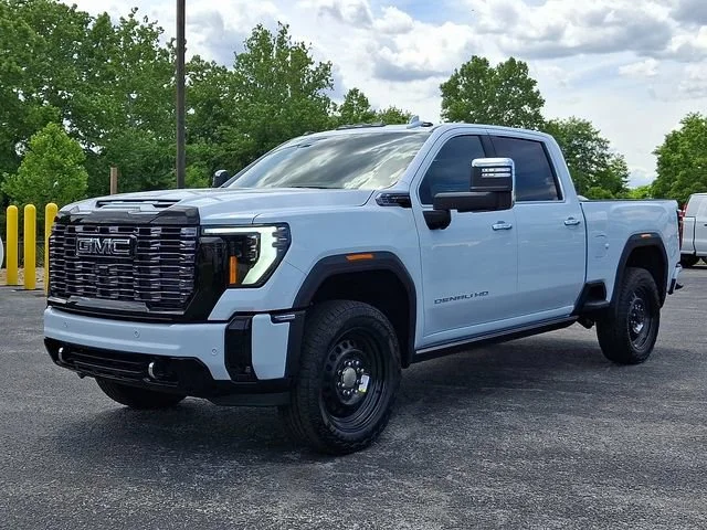 New 2026 Glacier White Tricoat GMC Denali Ultimate image 3
