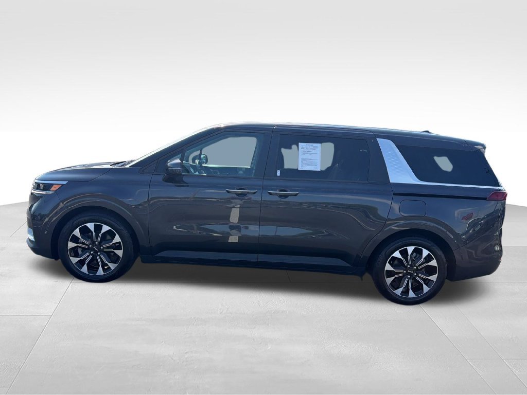 Used 2023 Gray Kia EX image 2