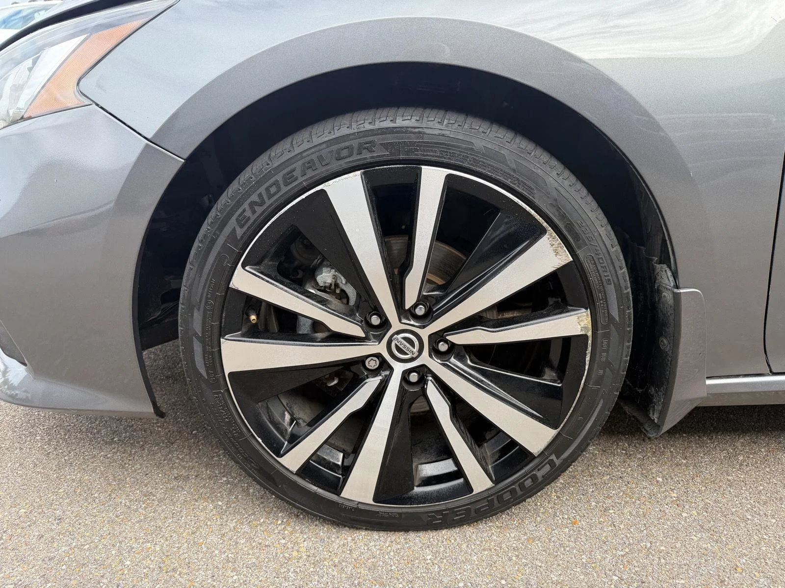 Used 2021 Gun Metallic Nissan 2.5 SR image 25