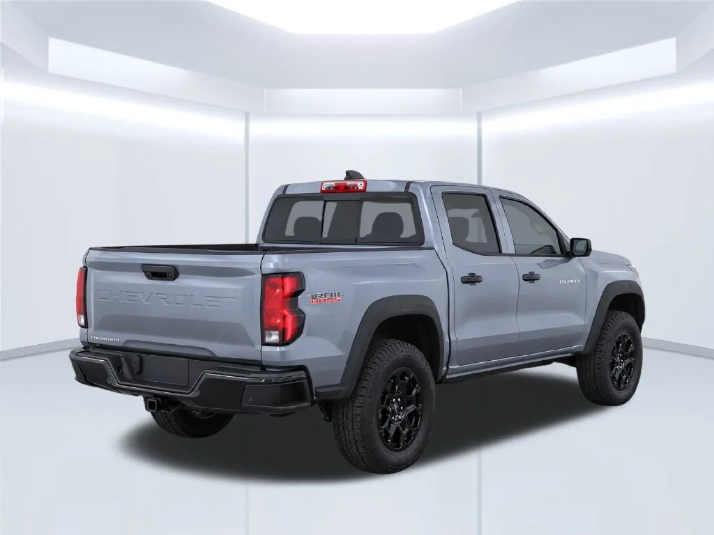 New 2026 Gray Chevrolet Trail Boss image 4
