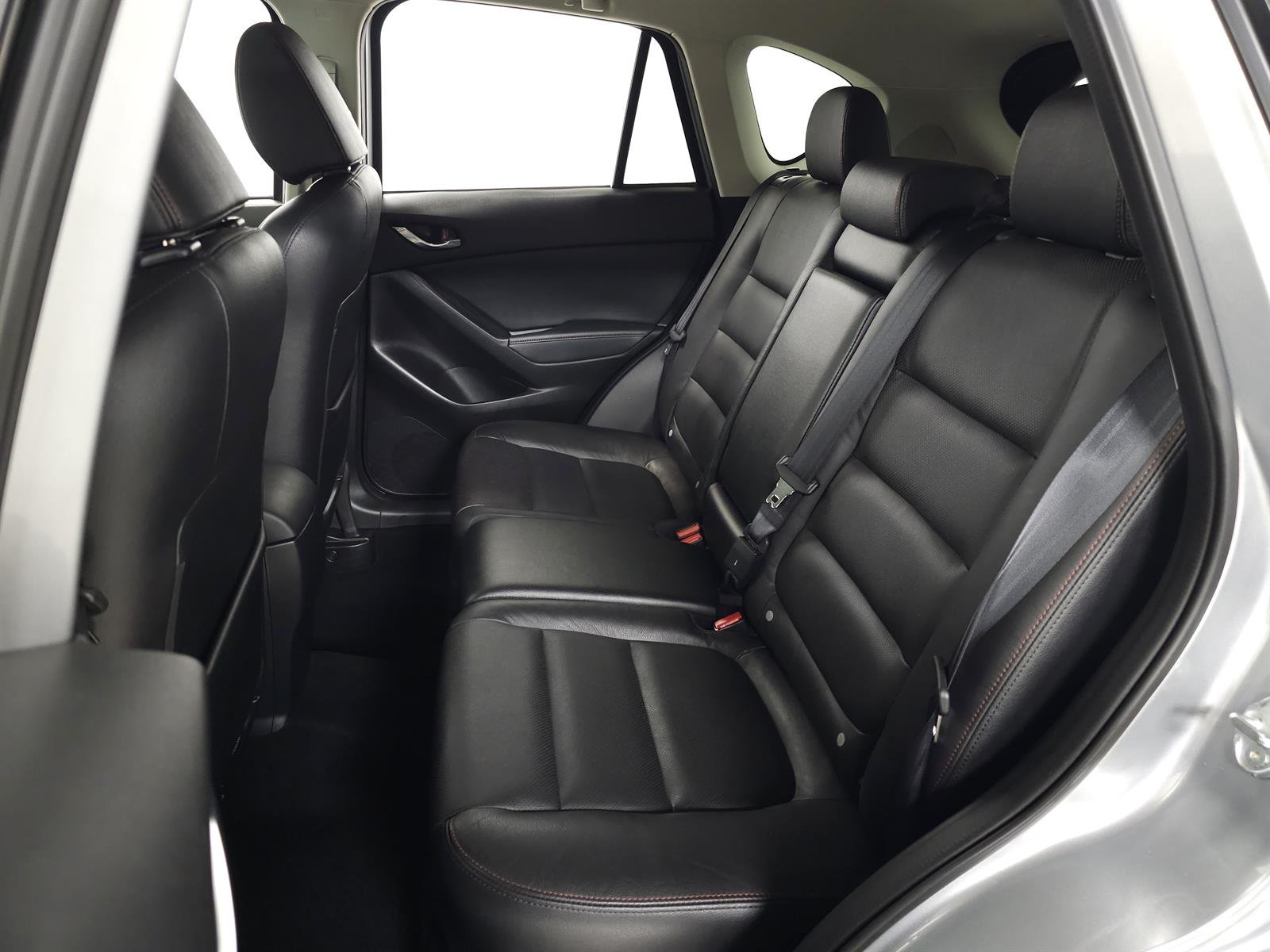 Used 2013 Liquid Silver Metallic 38p Mazda Grand Touring image 25