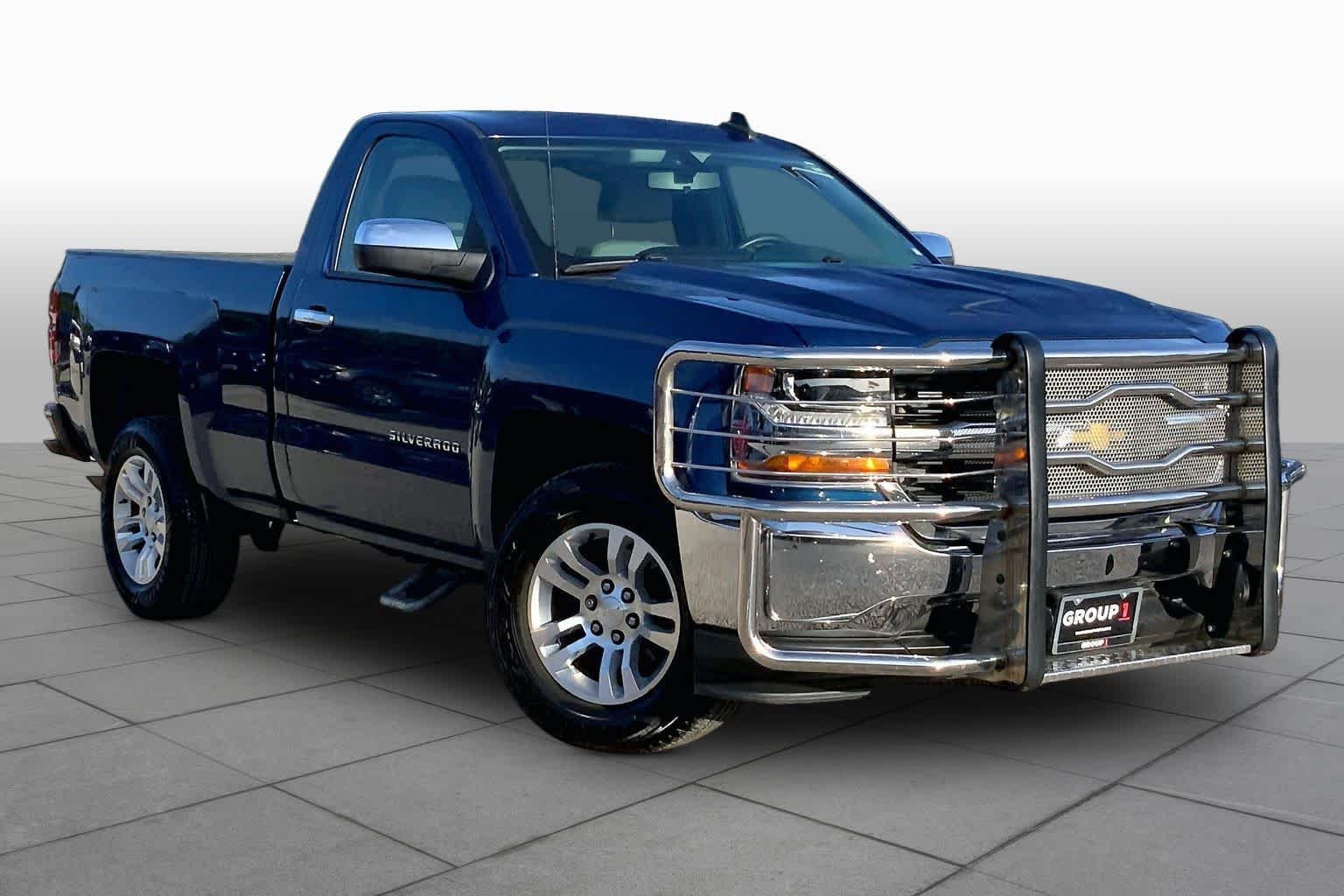 Used 2016 Deep Ocean Blue Metallic Chevrolet LS image 2