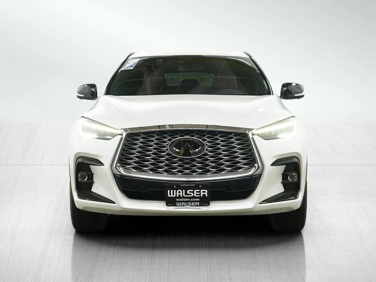 Used 2025 Radiant White INFINITI SENSORY image 8