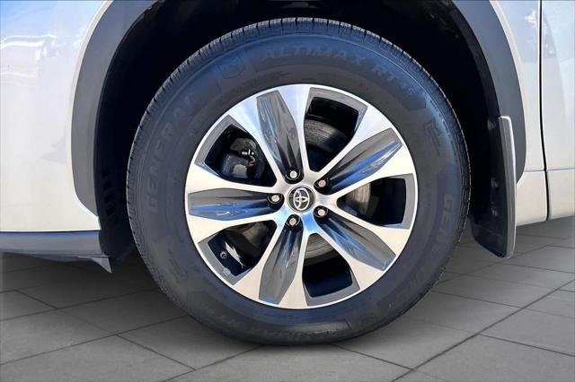 2024 Toyota Highlander XLE - Photo 10