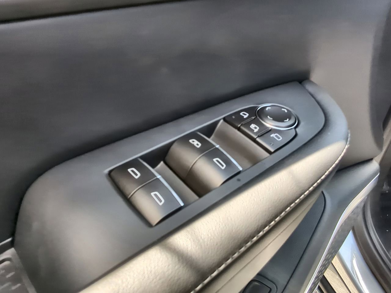 2026 Buick Enclave Avenir - Photo 24
