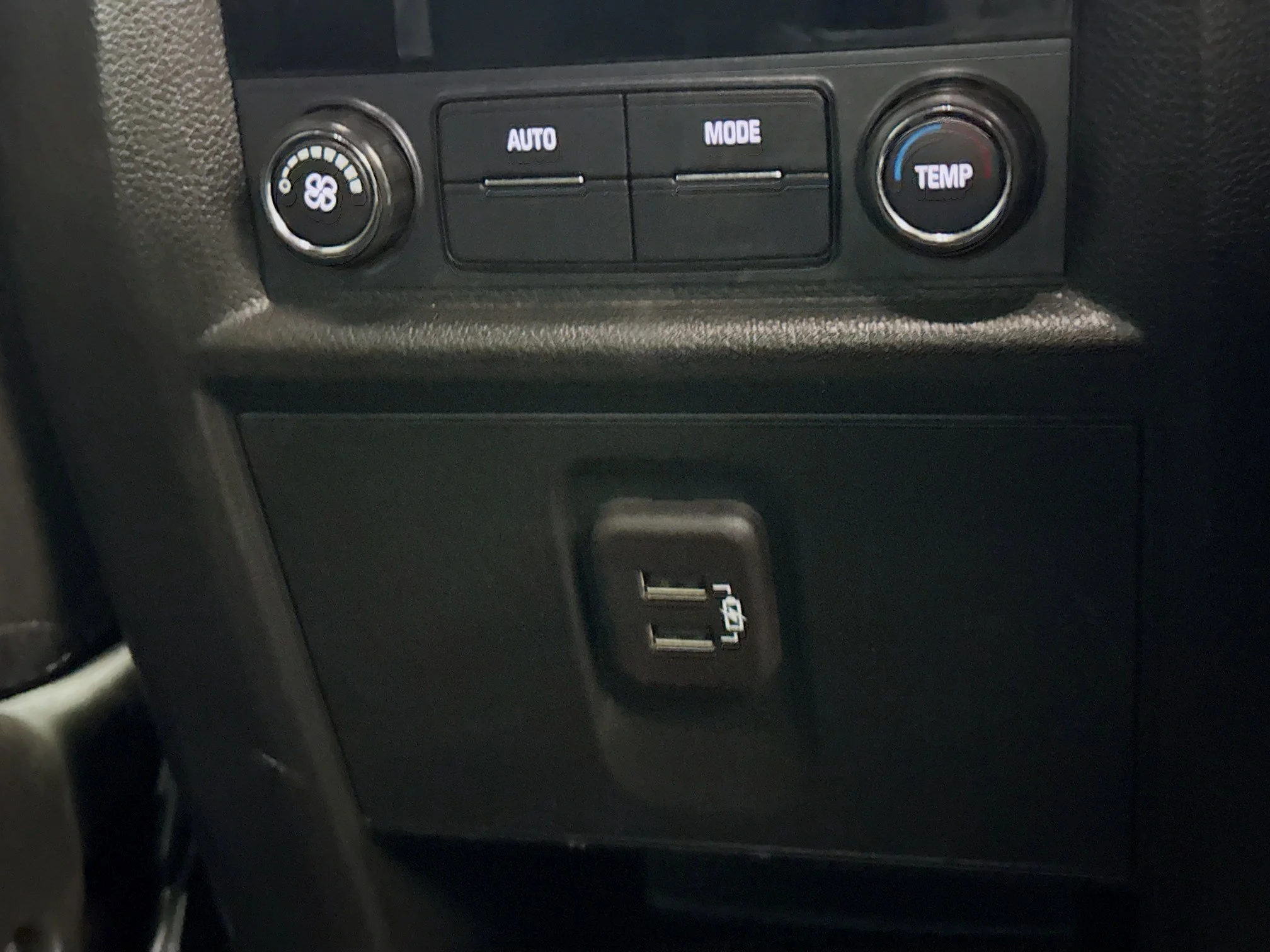 Used 2023 Sterling Gray Metallic Chevrolet LT Cloth image 38